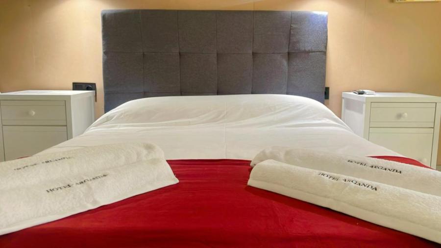 ארגנדה דל ריי Hotel Arganda מראה חיצוני תמונה