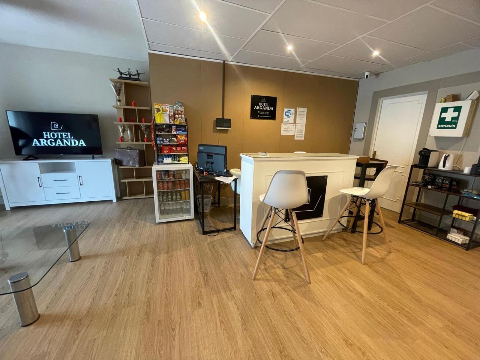 ארגנדה דל ריי Hotel Arganda מראה חיצוני תמונה