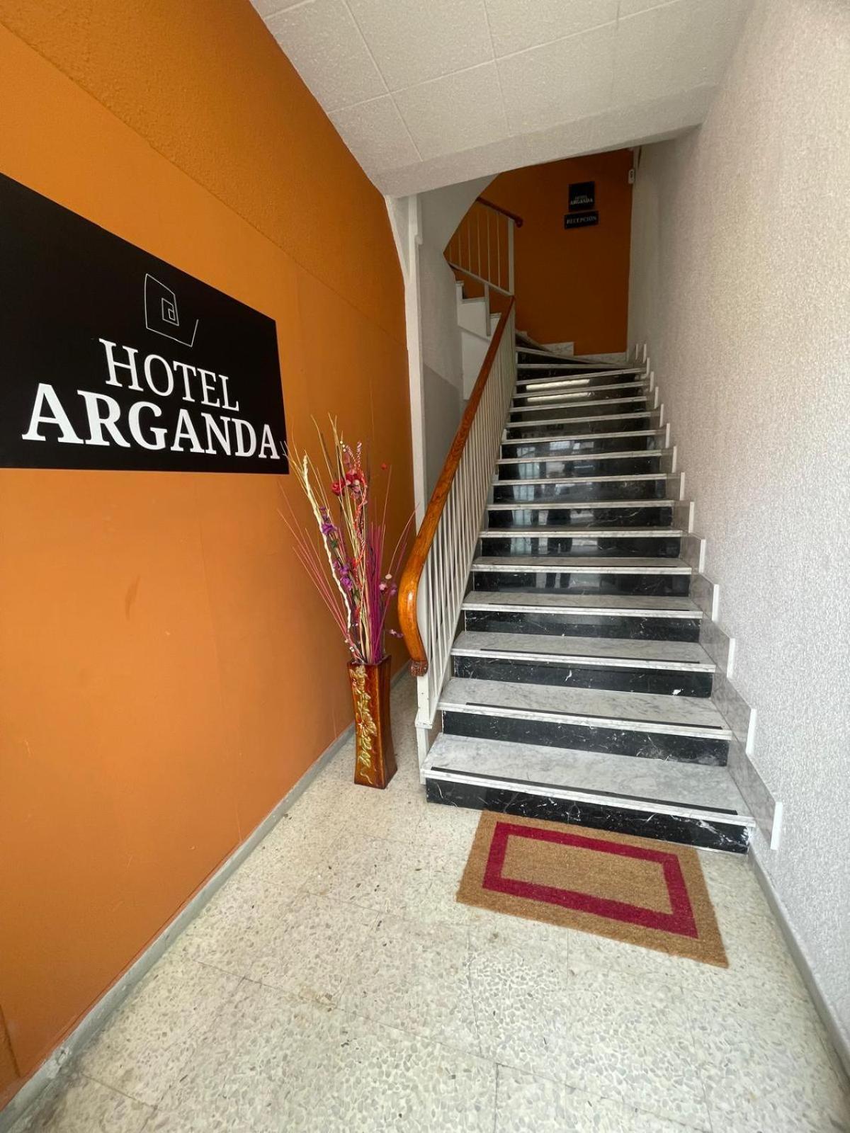 ארגנדה דל ריי Hotel Arganda מראה חיצוני תמונה