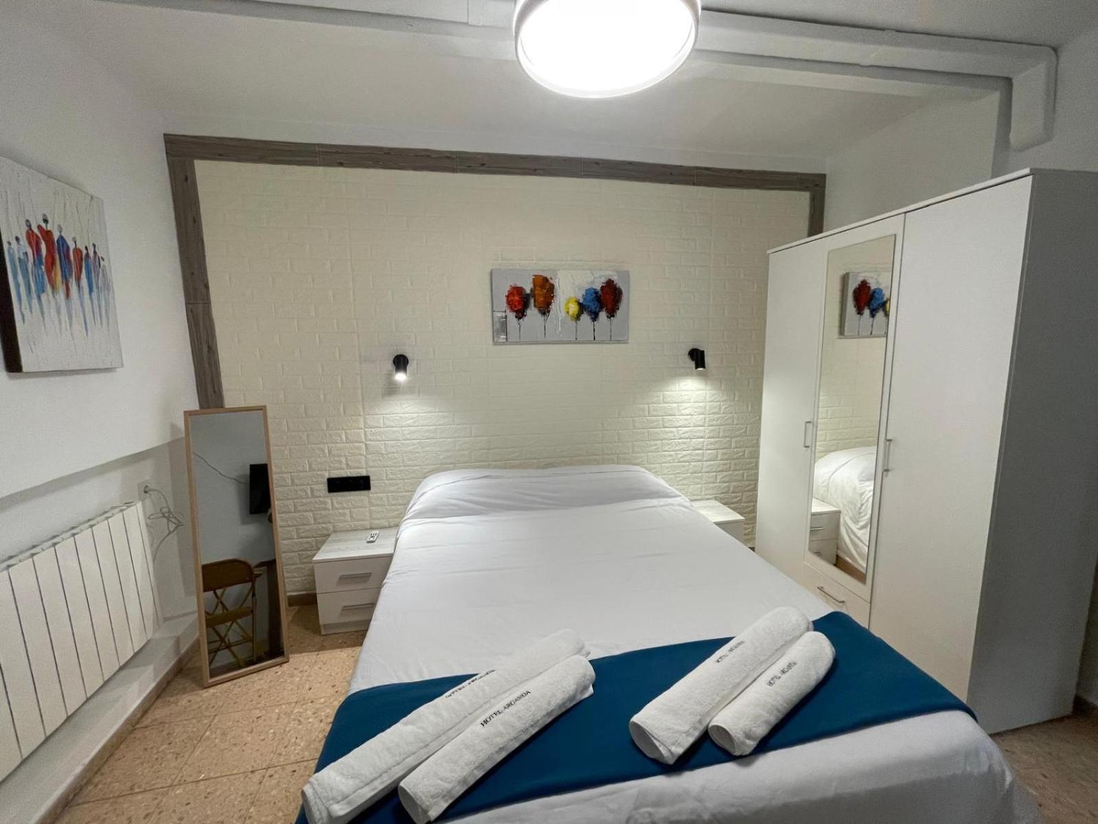 ארגנדה דל ריי Hotel Arganda מראה חיצוני תמונה