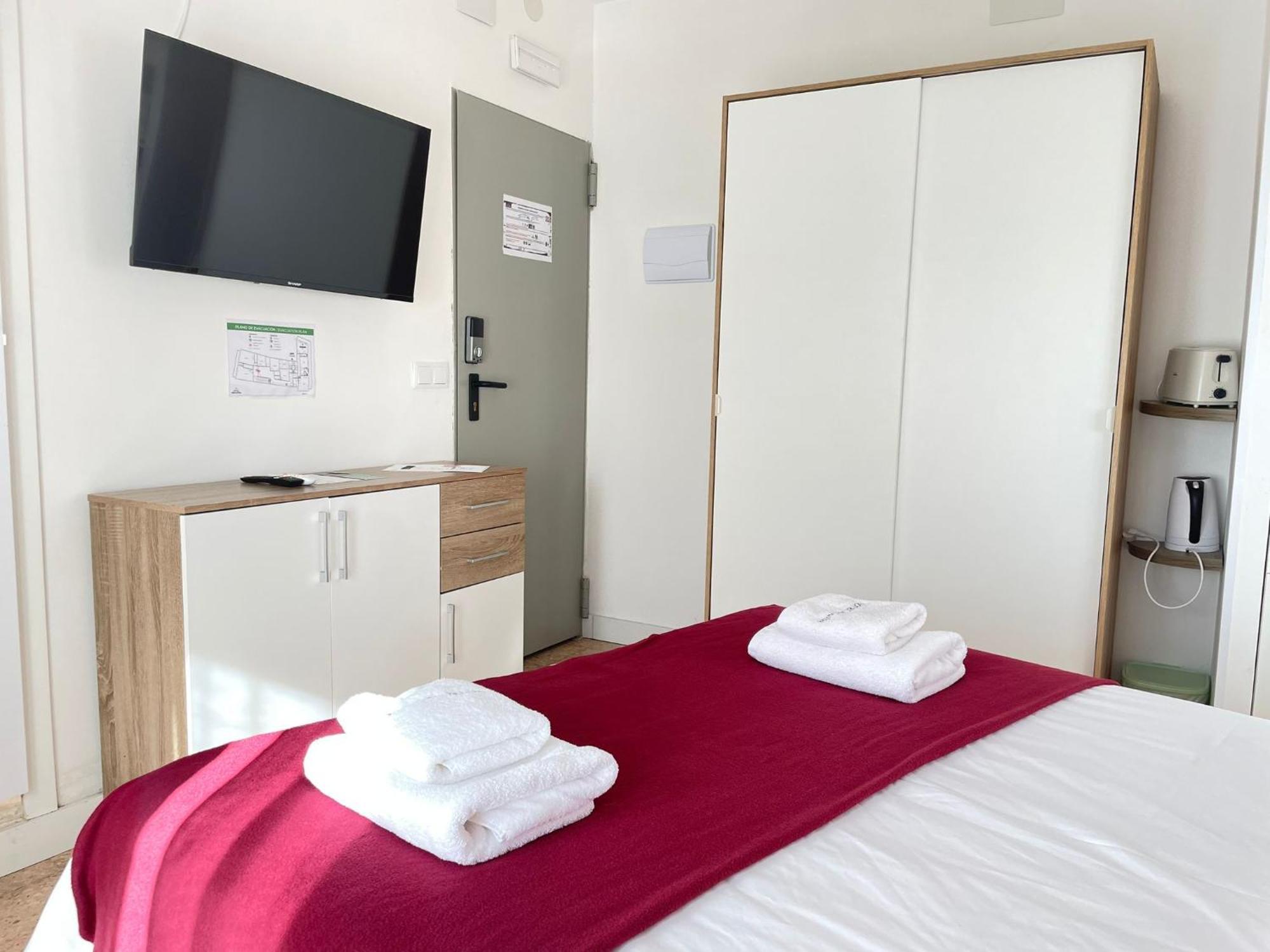 ארגנדה דל ריי Hotel Arganda מראה חיצוני תמונה