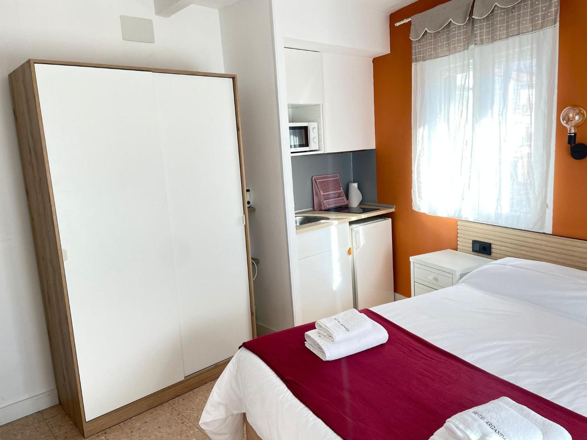 ארגנדה דל ריי Hotel Arganda מראה חיצוני תמונה