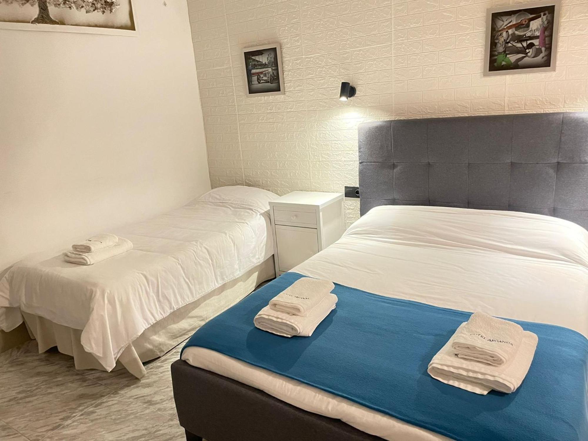 ארגנדה דל ריי Hotel Arganda מראה חיצוני תמונה